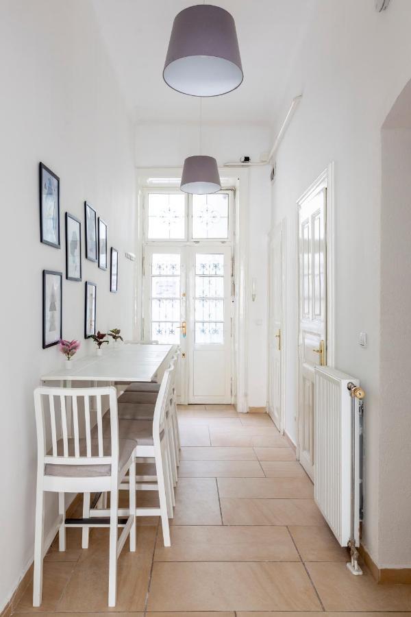 Deluxe Cozy Home In The Heart Of Budapest Esterno foto